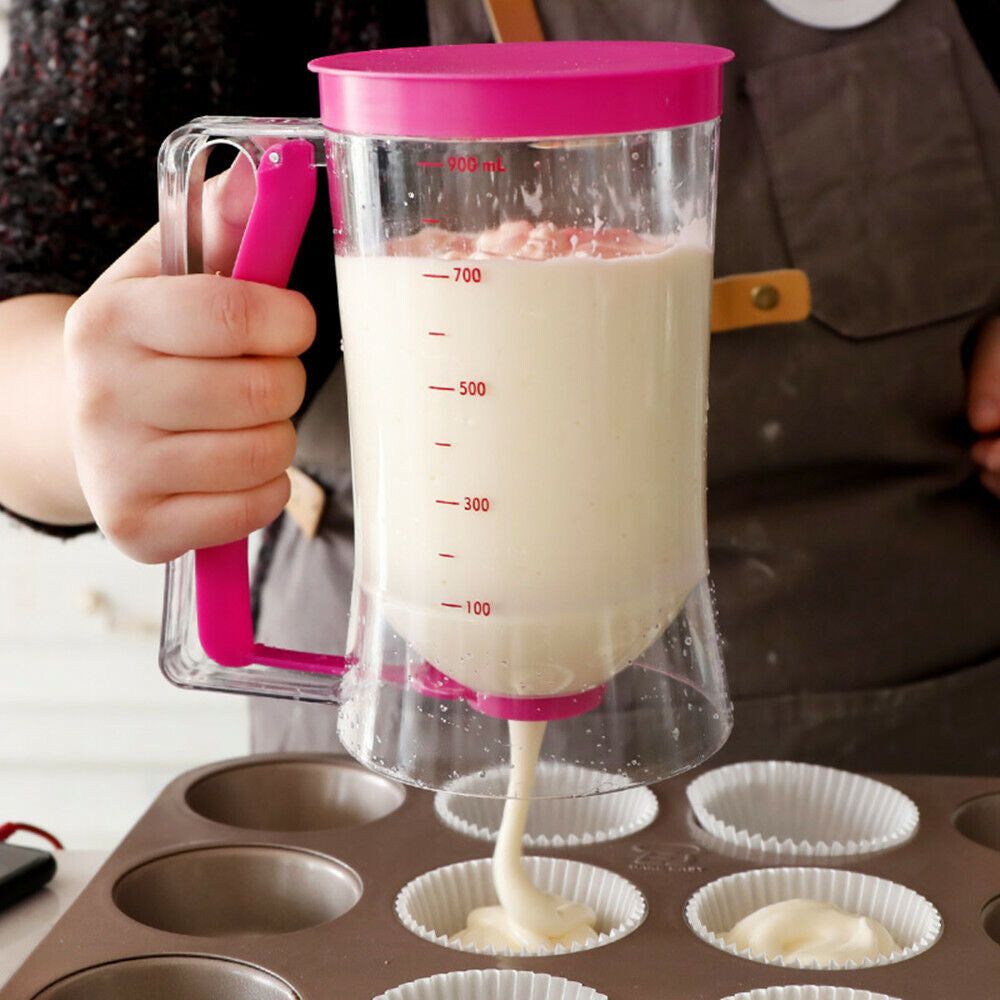 900ML Pancake Batter Dispenser | Easy Pour Measuring Cup for Muffins, Waffles & Cakes No Mess, Precision Control | Kitchen Must-Have Plastic Bakeware