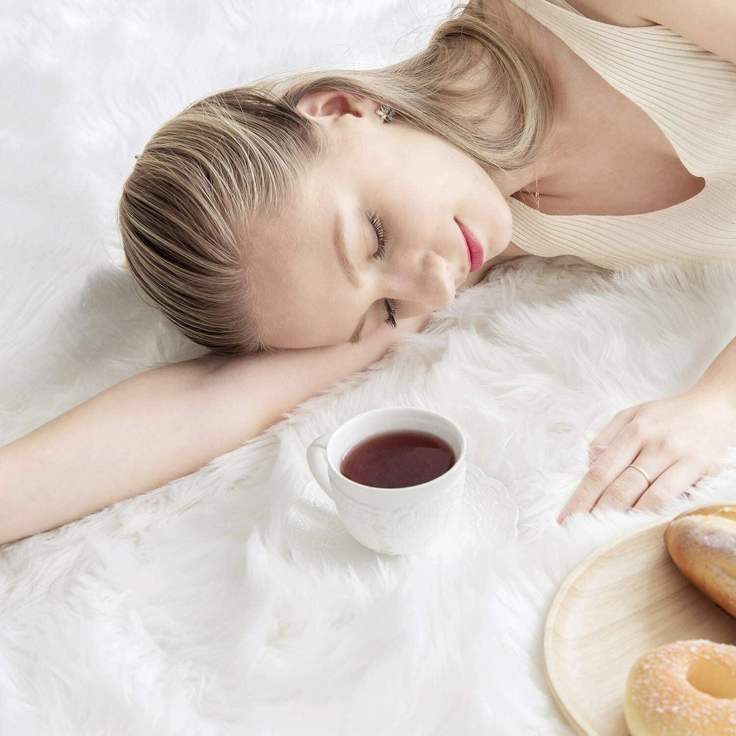 Faux Fur Sheepskin Fluffy Area Rugs round Shaggy Carpet for Bedroom Living Room