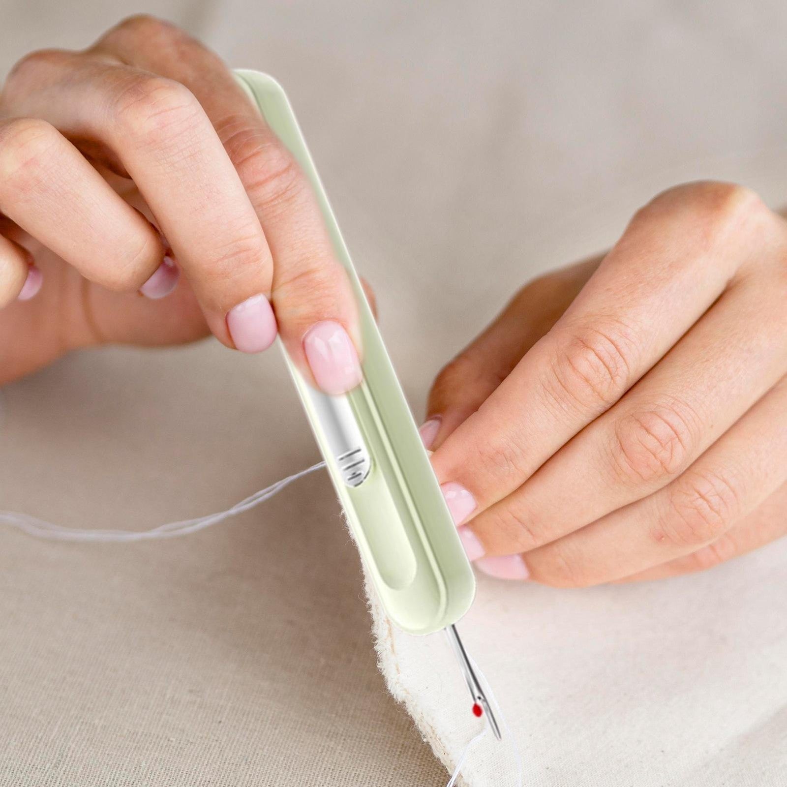 2 in 1 Needle Threader Seam Ripper Double-End Sewing Tool DIY Cross Stitch Craft